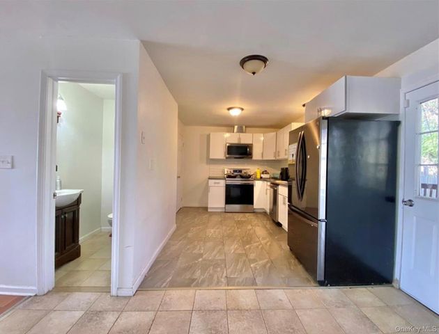 7 Penny Lane 2, Newburgh, NY 12550