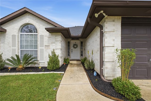 1702 Ibis Court, Bryan, TX 77807