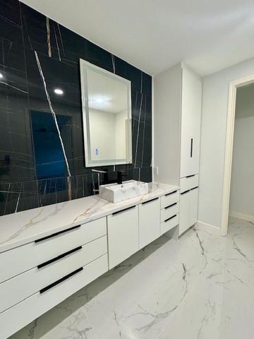 3019 Falls At Fairdale, Houston, TX 77057