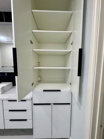 3019 Falls At Fairdale, Houston, TX 77057