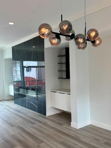 3019 Falls At Fairdale, Houston, TX 77057