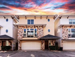 3019 Falls At Fairdale, Houston, TX 77057