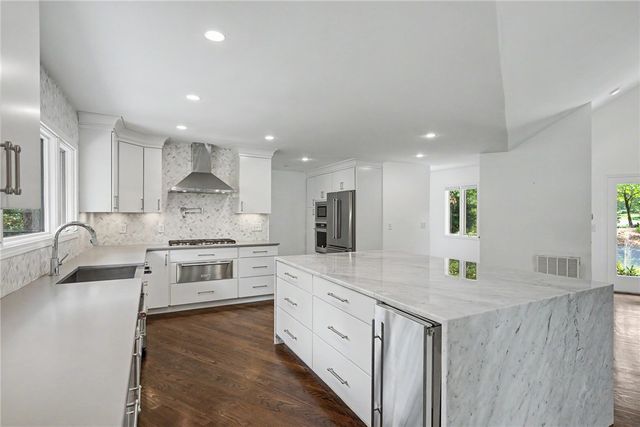 118 Beacon Ridge Circle, Salem, SC 29676