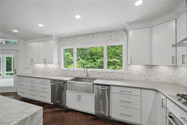 118 Beacon Ridge Circle, Salem, SC 29676