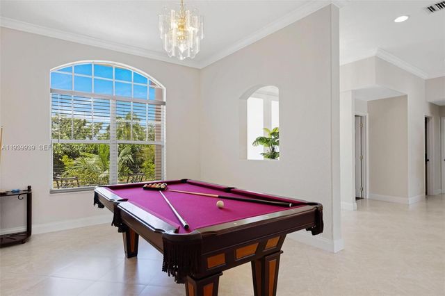 12851 Luray Rd, Southwest Ranches, FL 33330