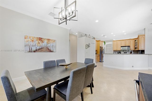 12851 Luray Rd, Southwest Ranches, FL 33330