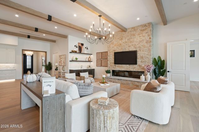 4419 N 46th Place, Phoenix, AZ 85018