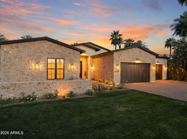 4419 N 46th Place, Phoenix, AZ 85018