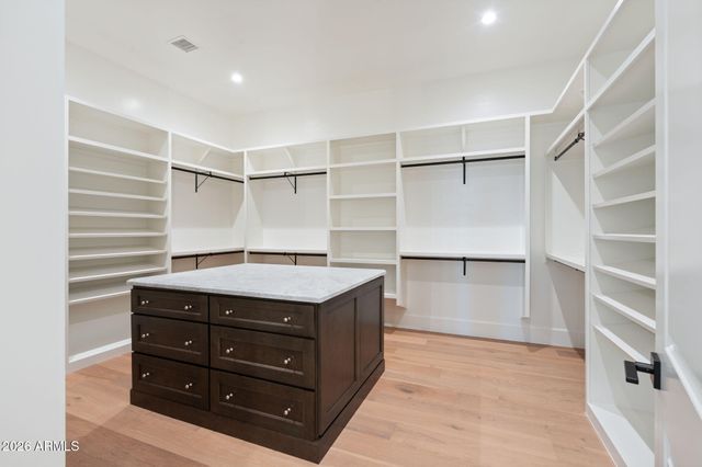 4419 N 46th Place, Phoenix, AZ 85018
