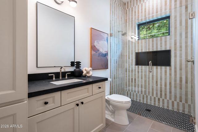 4419 N 46th Place, Phoenix, AZ 85018