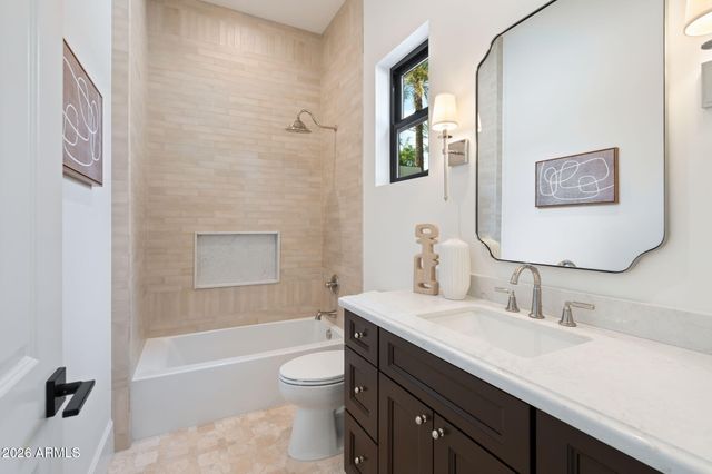 4419 N 46th Place, Phoenix, AZ 85018