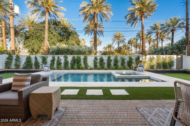 4419 N 46th Place, Phoenix, AZ 85018