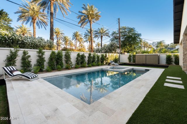 4419 N 46th Place, Phoenix, AZ 85018