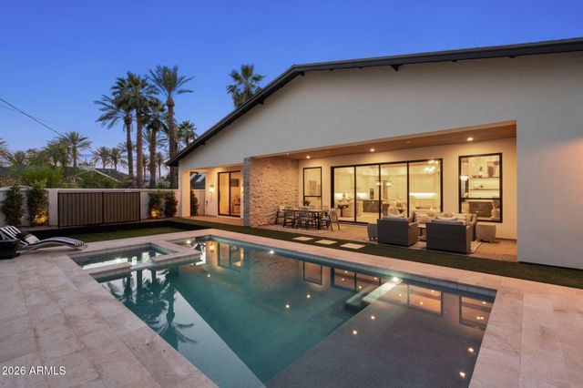 4419 N 46th Place, Phoenix, AZ 85018