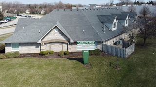 1640 Willow Circle Drive 400, Crest Hill, IL 60403