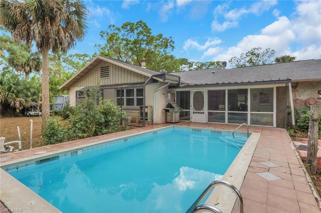 19630 Lan Shell DR, North Fort Myers, FL 33917