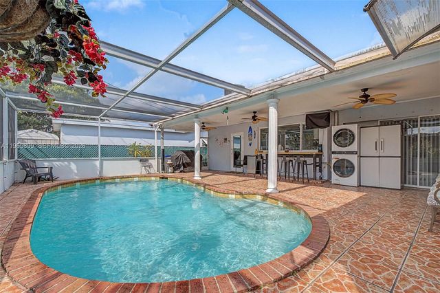 7520 Embassy Blvd, Miramar, FL 33023