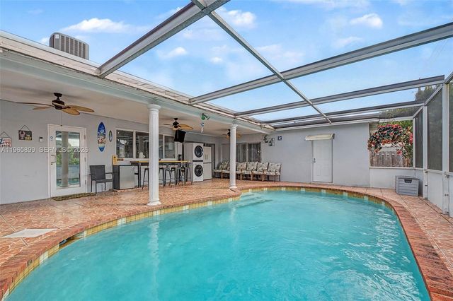 7520 Embassy Blvd, Miramar, FL 33023