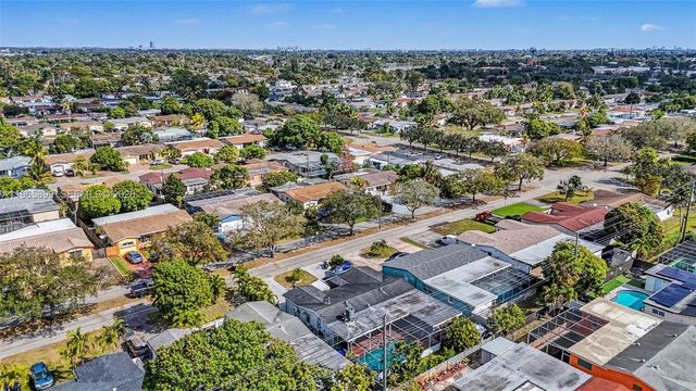 7520 Embassy Blvd, Miramar, FL 33023