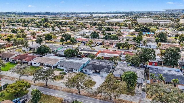 7520 Embassy Blvd, Miramar, FL 33023