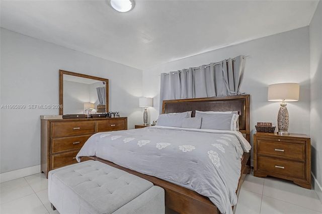 7520 Embassy Blvd, Miramar, FL 33023