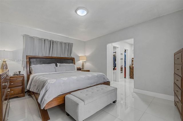 7520 Embassy Blvd, Miramar, FL 33023