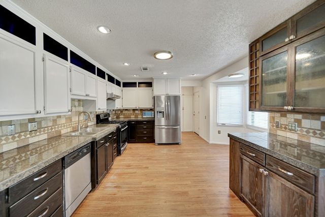 806 Stanolind Ave, Midland, TX 79705