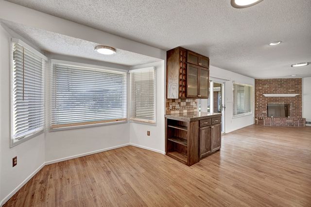 806 Stanolind Ave, Midland, TX 79705