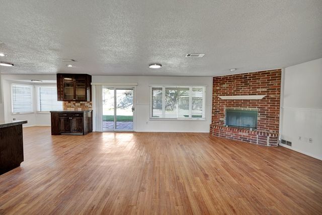 806 Stanolind Ave, Midland, TX 79705