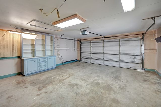 806 Stanolind Ave, Midland, TX 79705