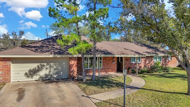 806 Stanolind Ave, Midland, TX 79705