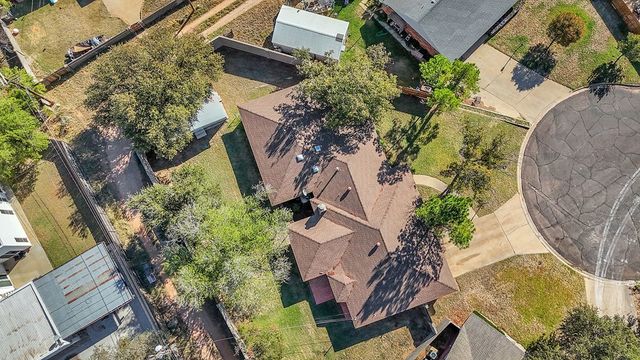 806 Stanolind Ave, Midland, TX 79705