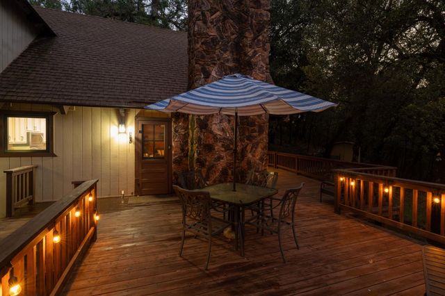 17640 Shake Ridge Rd, Sutter Creek, CA 95685