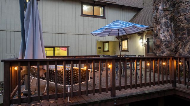 17640 Shake Ridge Rd, Sutter Creek, CA 95685