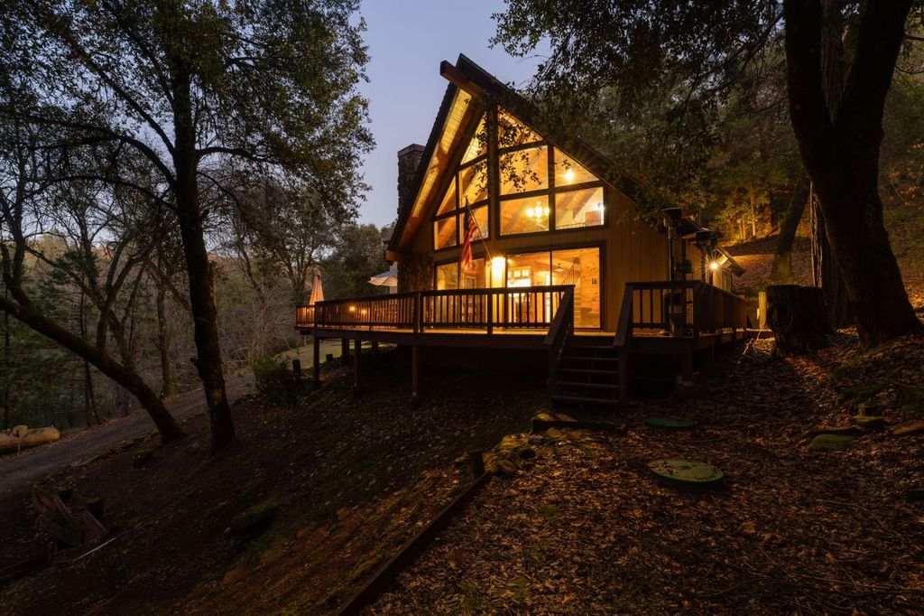 17640 Shake Ridge Rd, Sutter Creek, CA 95685