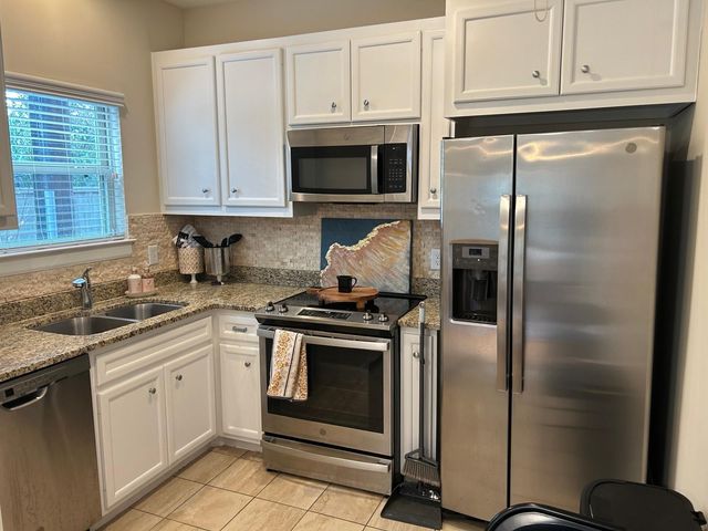 11610 Main Ash Drive A, Houston, TX 77025