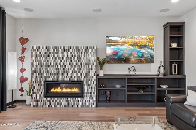 3231 E BRYCE Lane, Phoenix, AZ 85050