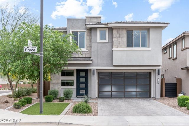 3231 E BRYCE Lane, Phoenix, AZ 85050