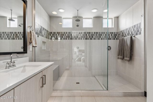 3231 E BRYCE Lane, Phoenix, AZ 85050