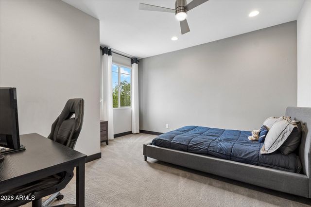 3231 E BRYCE Lane, Phoenix, AZ 85050