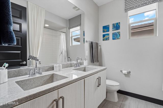 3231 E BRYCE Lane, Phoenix, AZ 85050