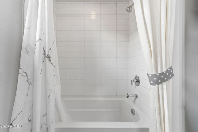 3231 E BRYCE Lane, Phoenix, AZ 85050