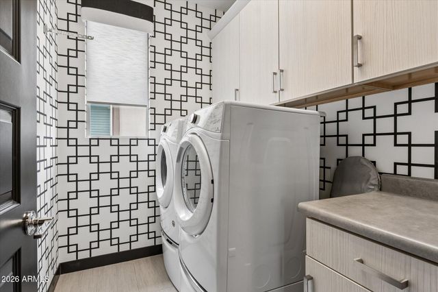 3231 E BRYCE Lane, Phoenix, AZ 85050