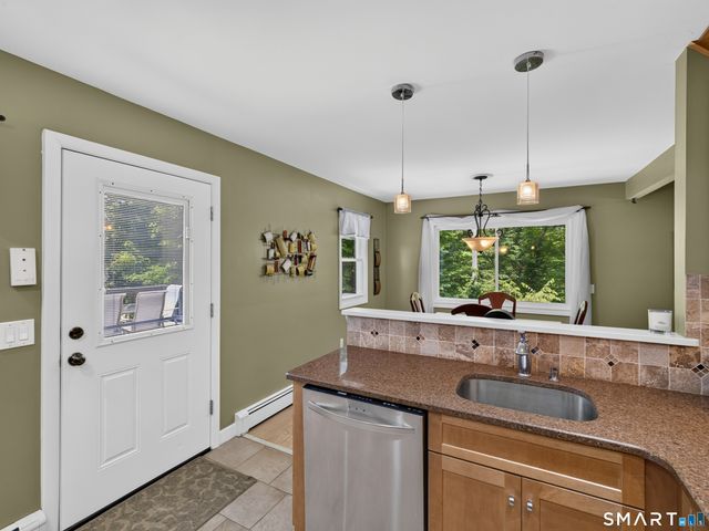 304 Providence New London Tpk, North Stonington, CT 06359
