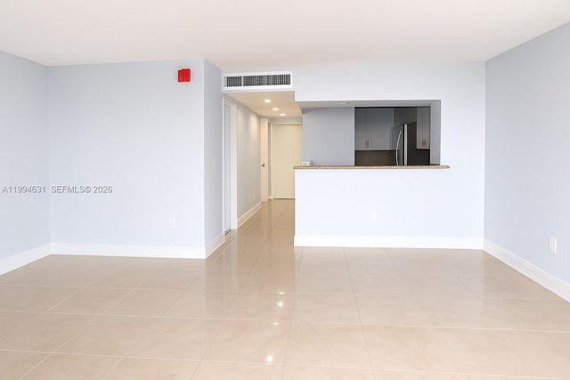 1865 79th St Cswy 15F, North Bay Village, FL 33141