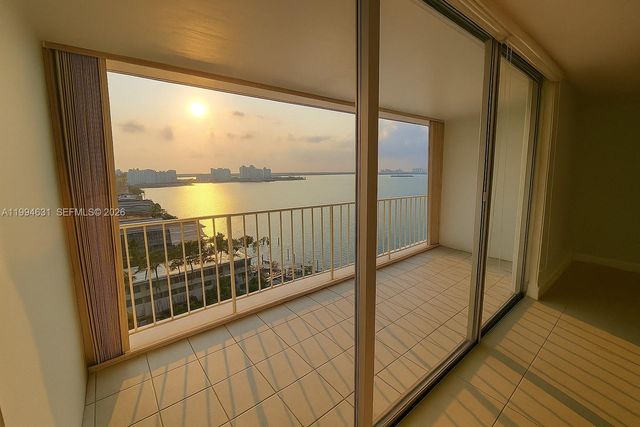 1865 79th St Cswy 15F, North Bay Village, FL 33141