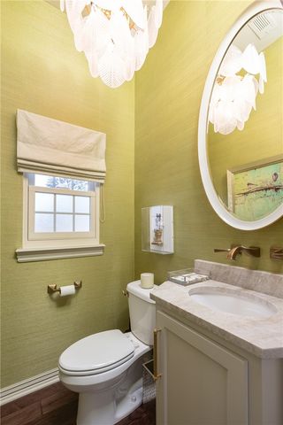 1661 E Cypress Lane, Fayetteville, AR 72703