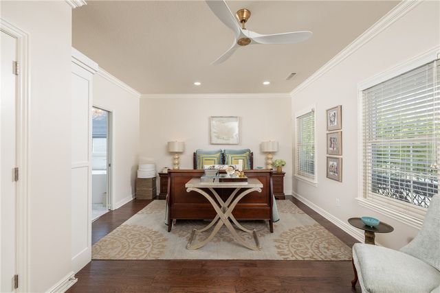 1661 E Cypress Lane, Fayetteville, AR 72703