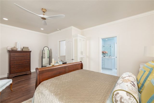 1661 E Cypress Lane, Fayetteville, AR 72703