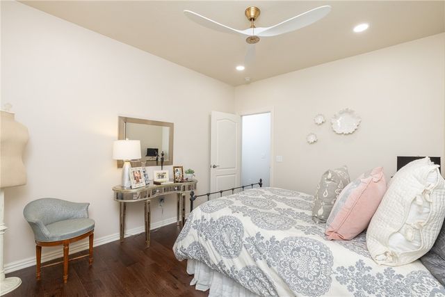 1661 E Cypress Lane, Fayetteville, AR 72703